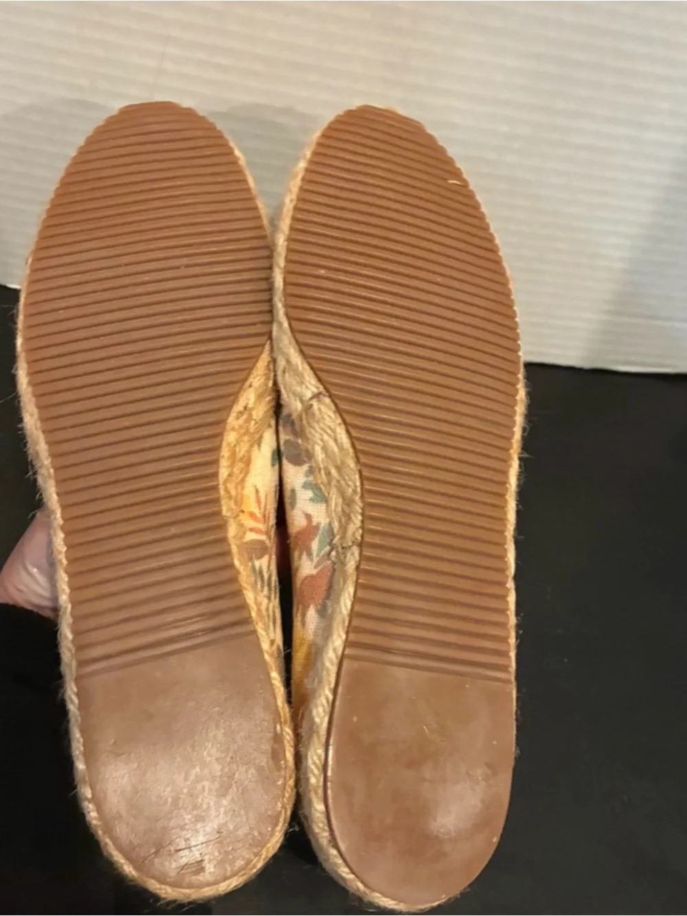L.L. Bean Peach Floral Canvas Jute Espadrille Flats- 7M